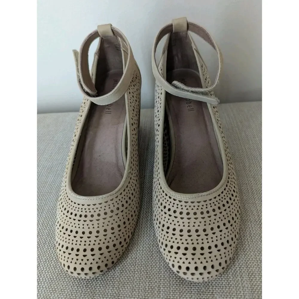 Jeffrey Campbell Cirque Size 9M Beige Cut Out Wedge Heel Leather Ankle Strap
